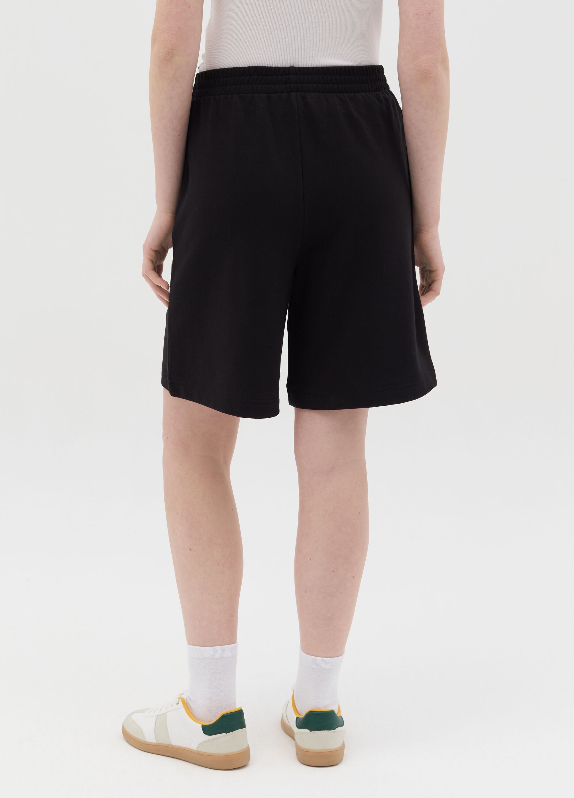 Black Bermuda shorts in French terry with elasticated waist