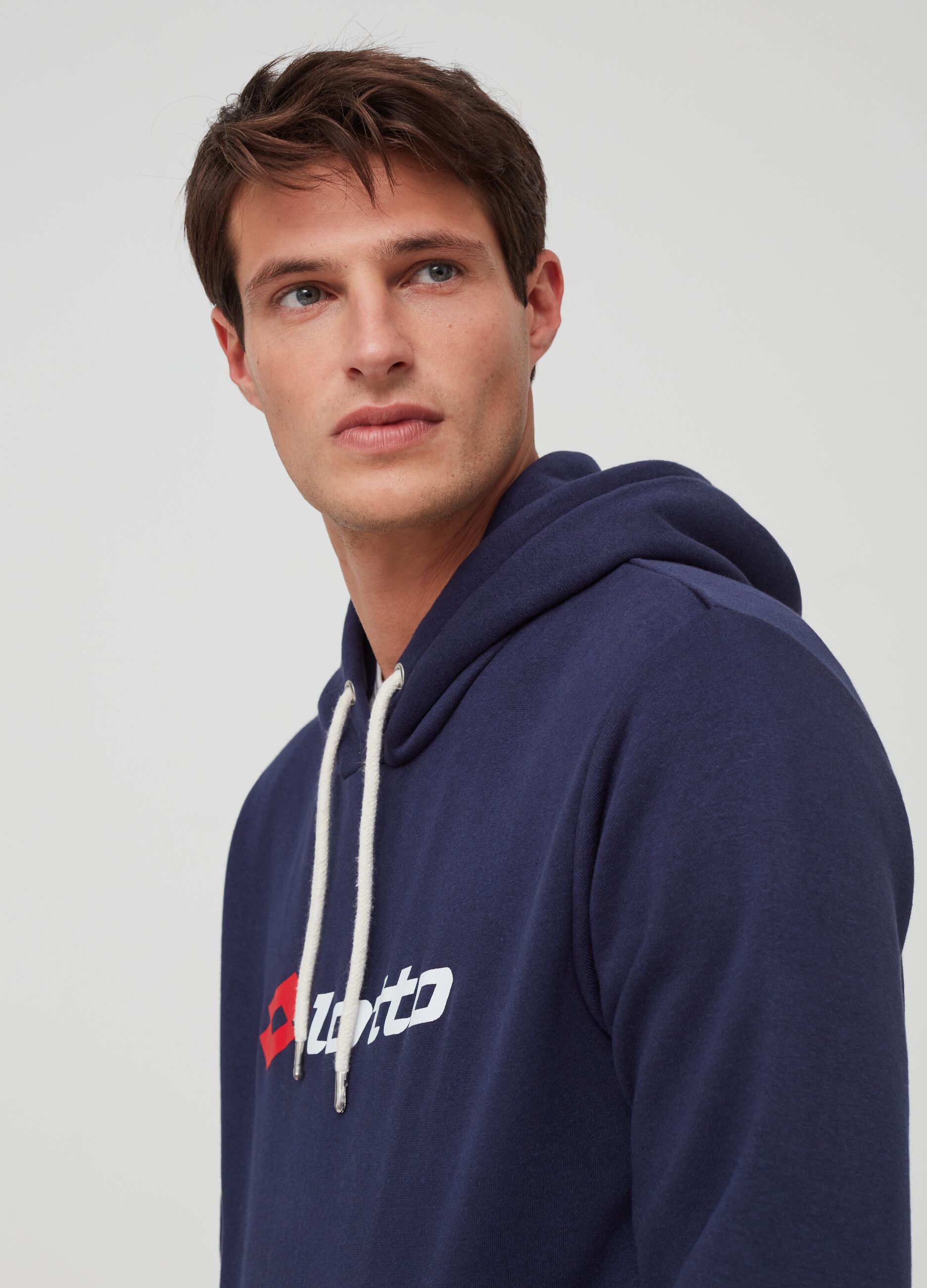 Lotto sweatshirt with hood and pocket