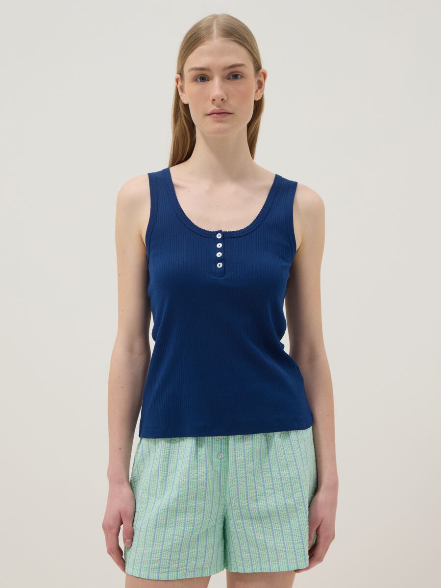 Maglietta in puro cotone blu regular fit con collo serafino_1