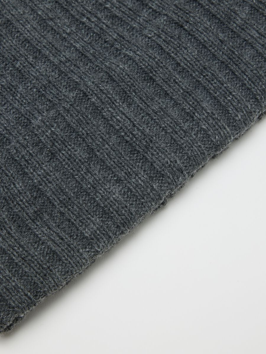 Heavy Knit Grey Beanie_1