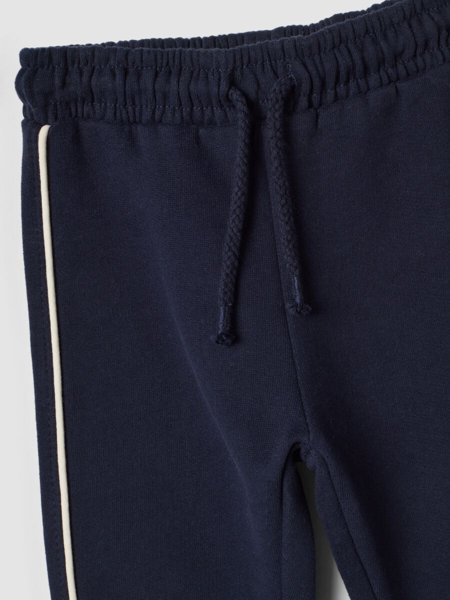 Pantaloni jogger blu in puro cotone organico_2