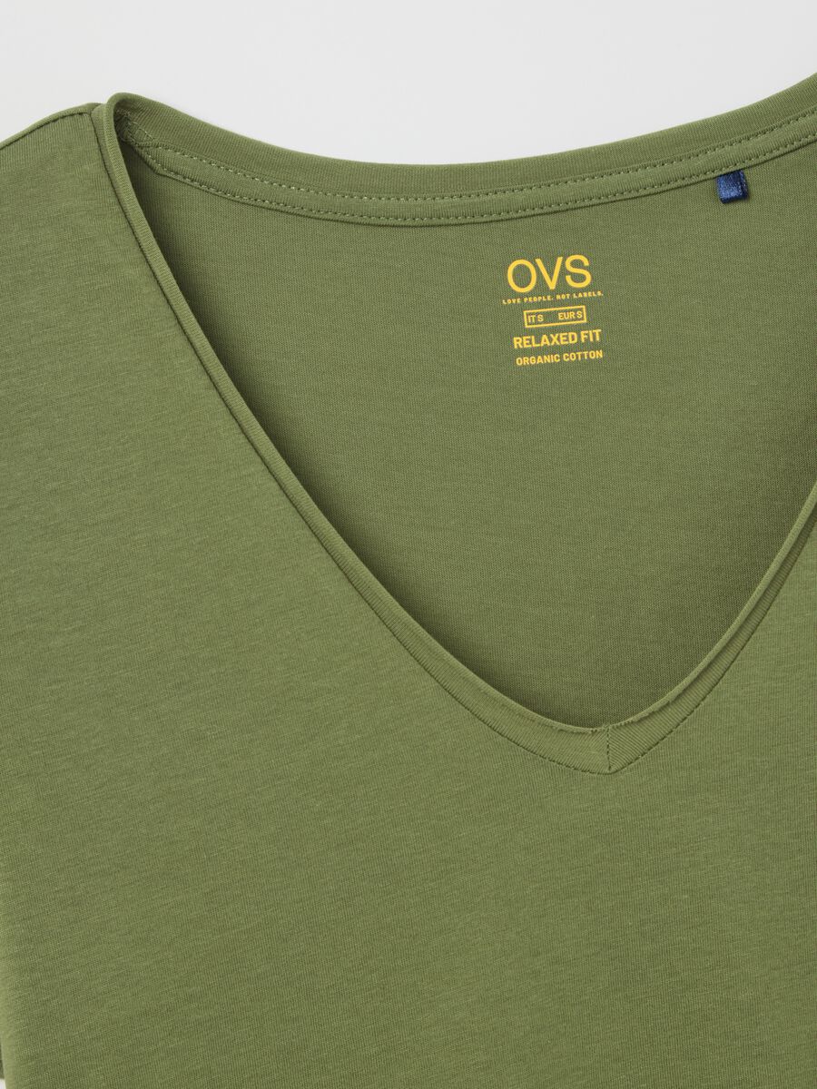 Green organic cotton T-shirt with V neck_5
