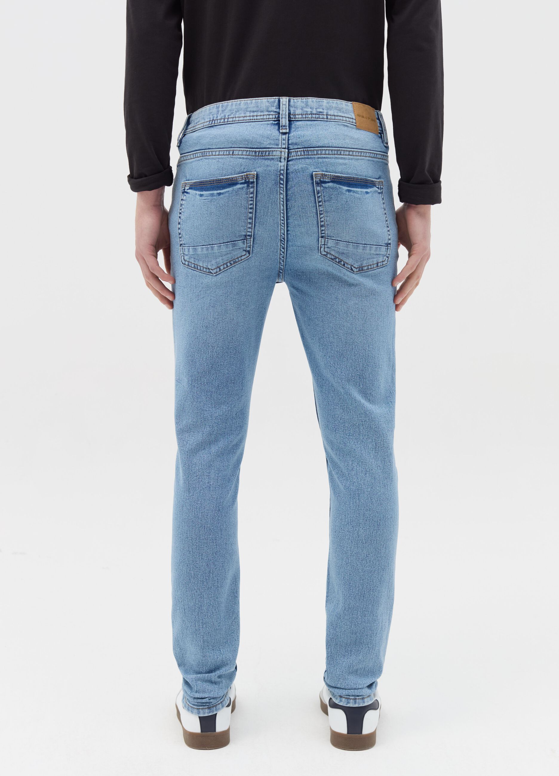 Super-skinny-fit jeans with fading