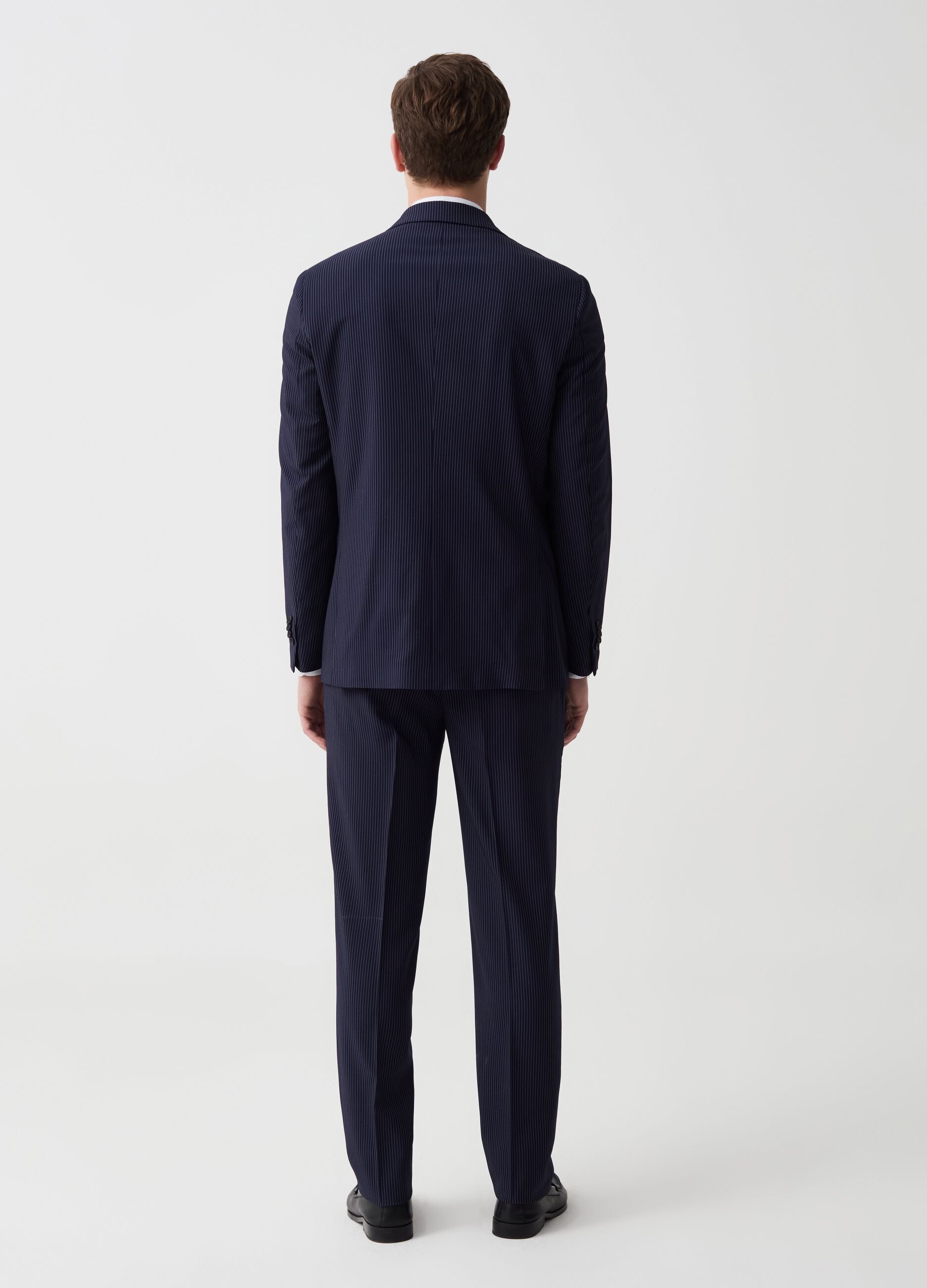 Easy-fit single-breasted pinstriped suit