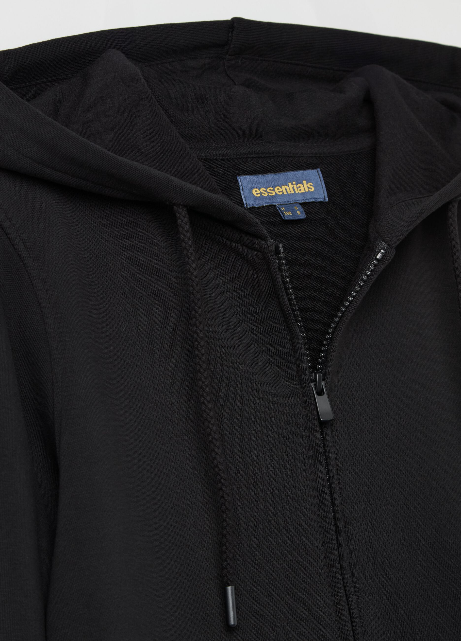 Full-zip Essential con cappuccio
