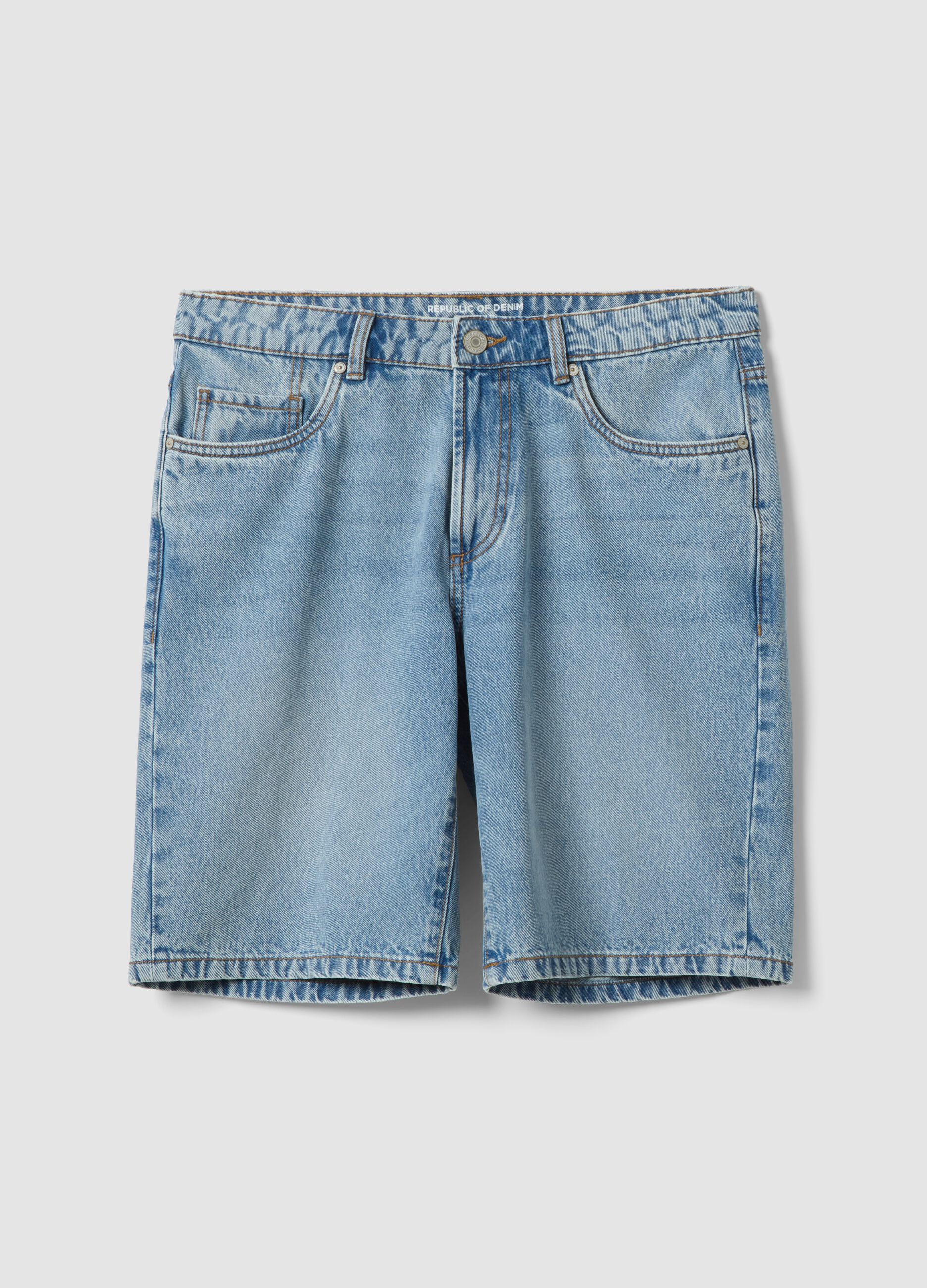 Light blue denim Bermuda shorts in pure cotton, regular fit