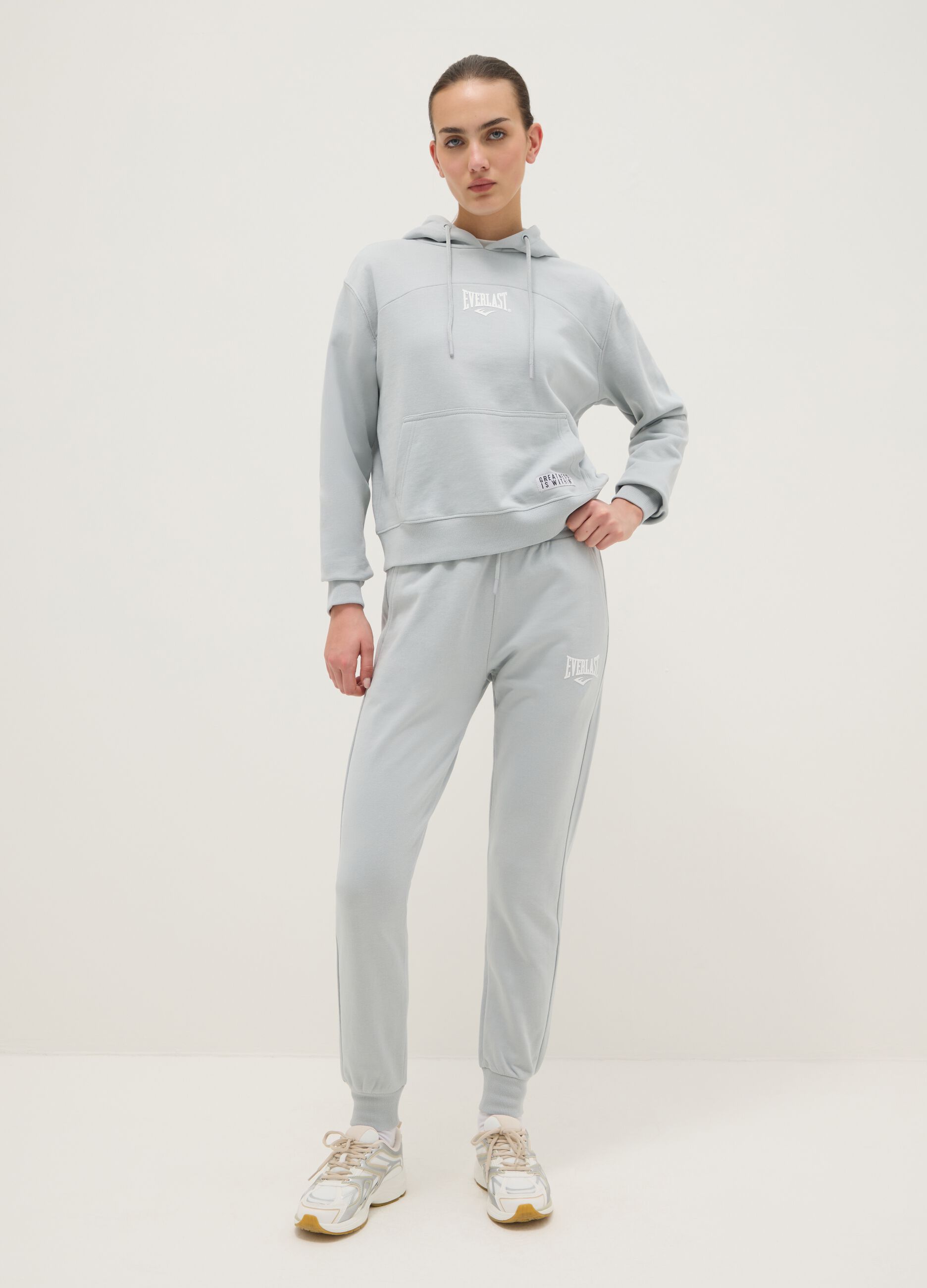 Grey cotton blend regular fit trousers with Everlast logo