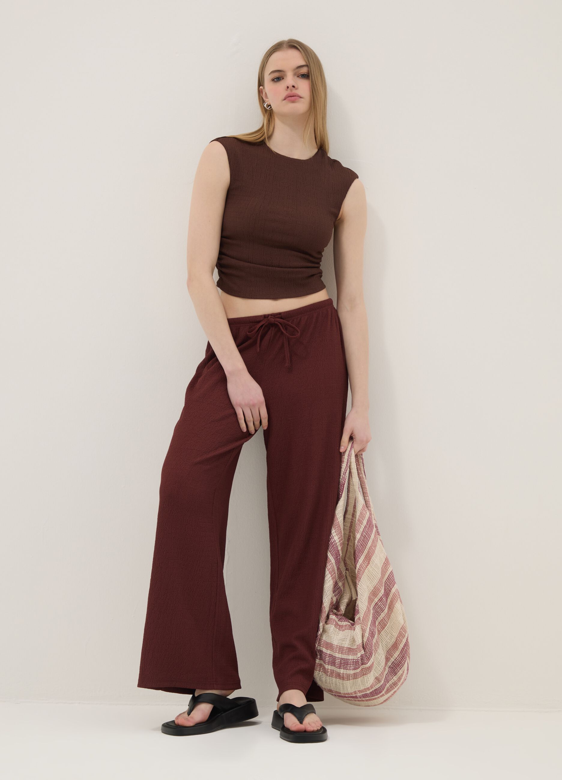 Brown wide-leg joggers