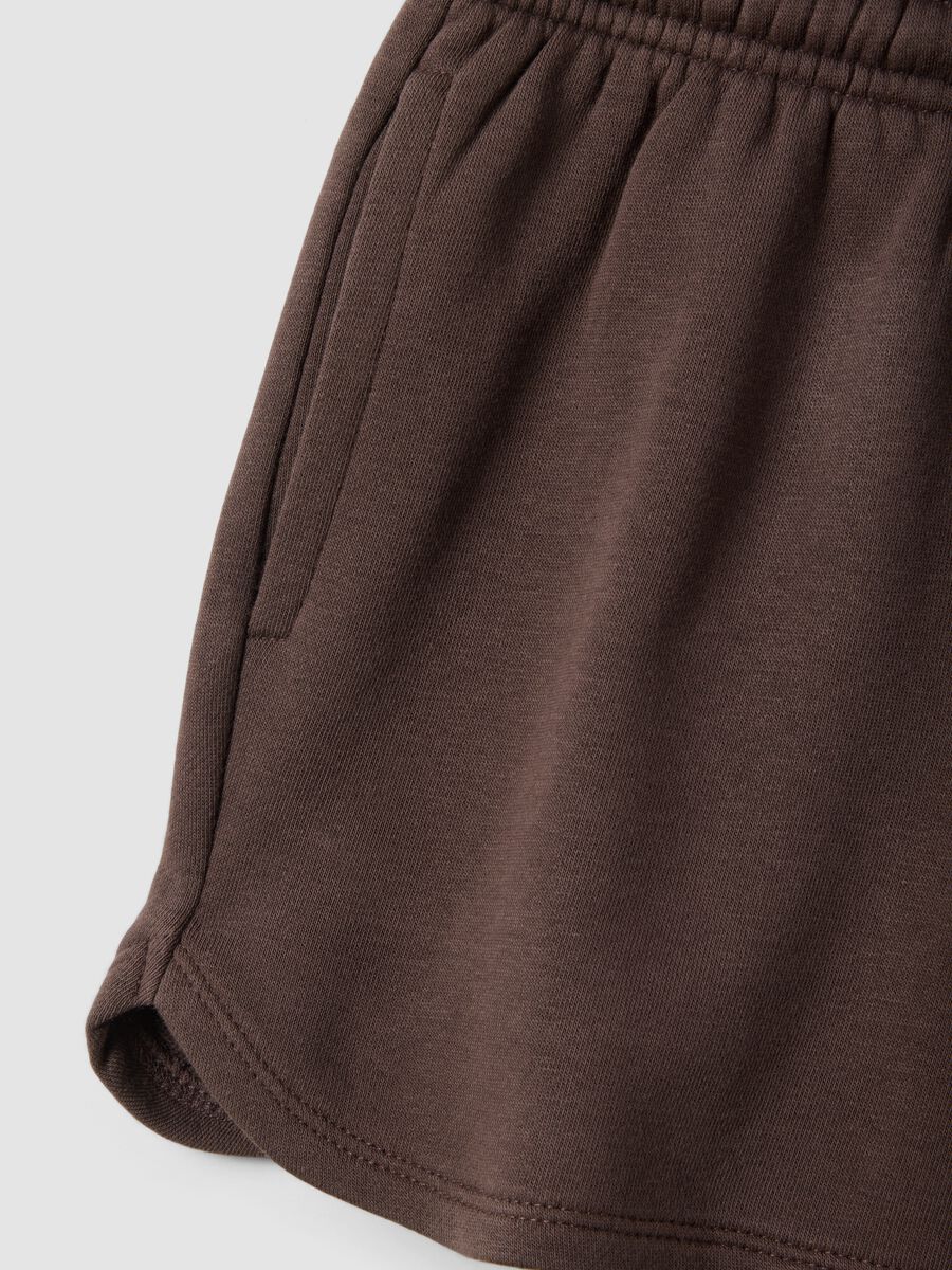 Regular-fit brown cotton-blend shorts with drawstring_5