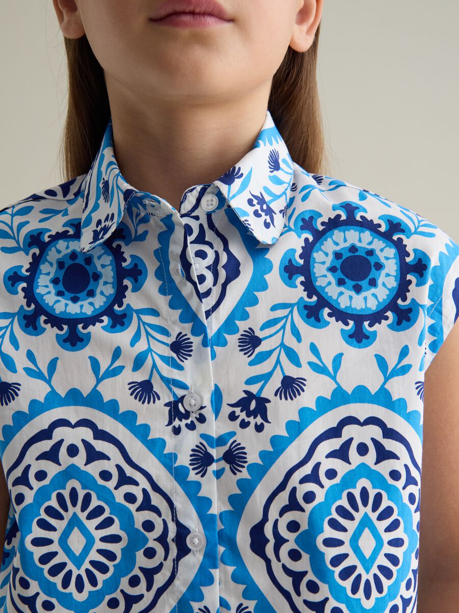 Sleeveless girl's shirt in multicolour pure cotton with print_2