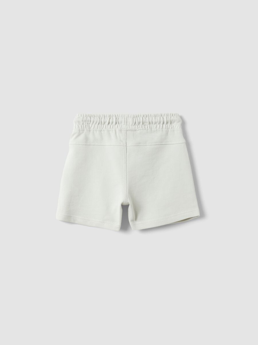 White pure cotton regular fit toddler shorts_1