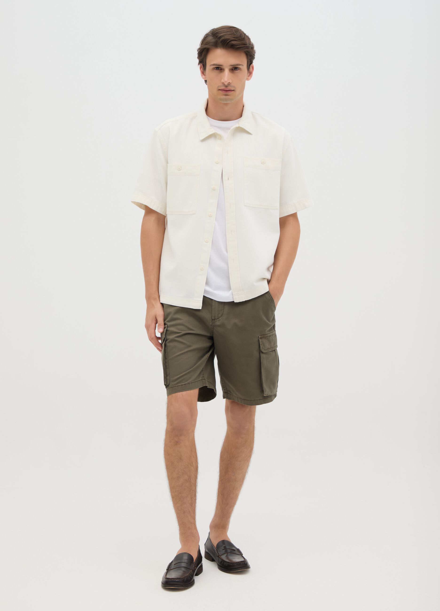 Bermuda da uomo in puro cotone verde regular fit