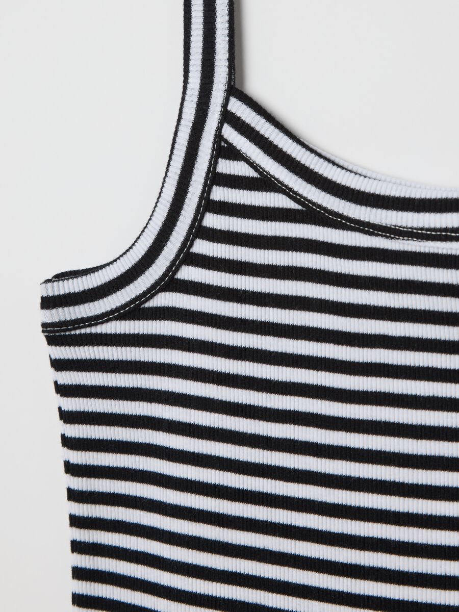 Black and white striped cotton top_5
