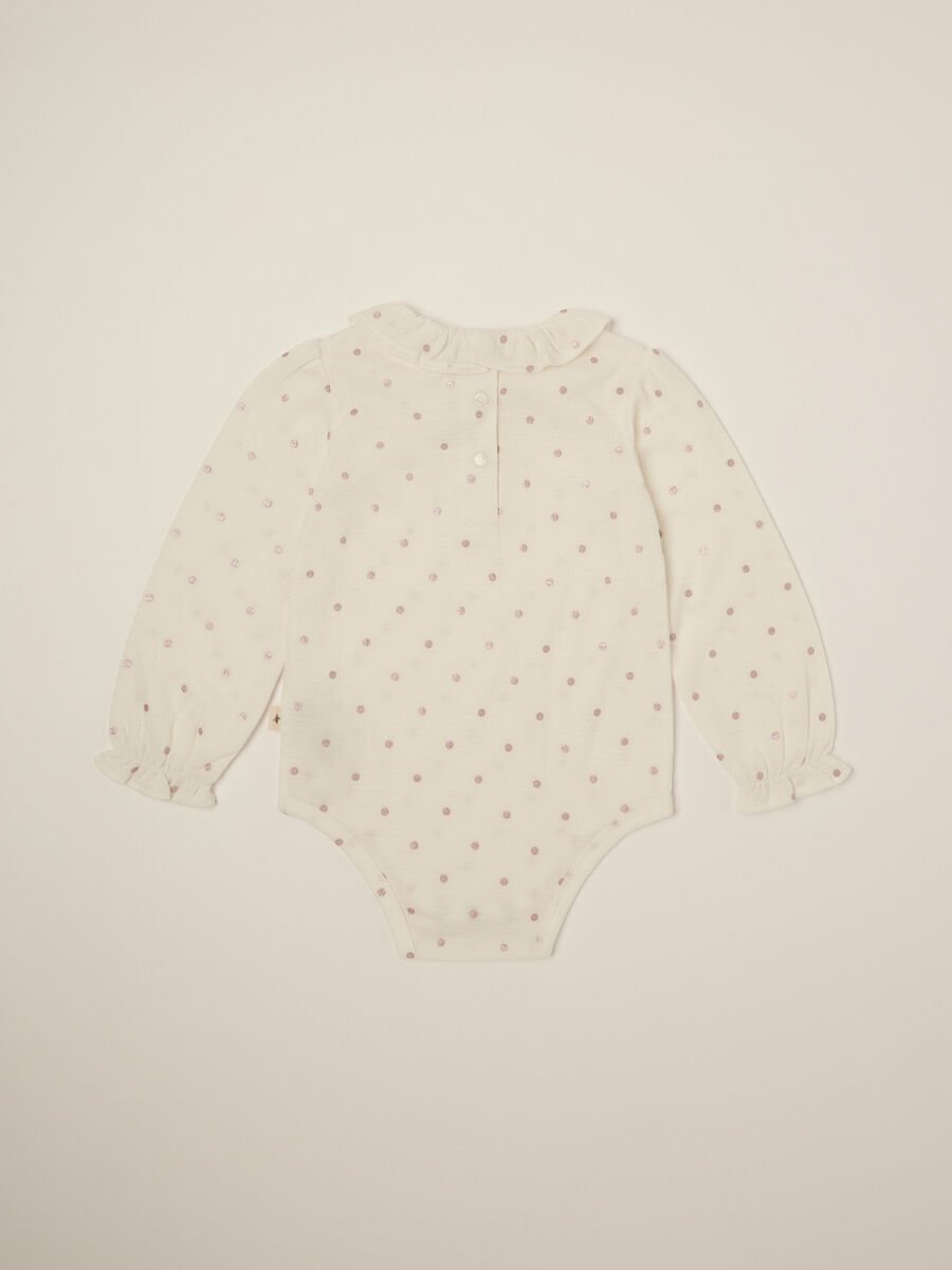 White baby bodysuit_1