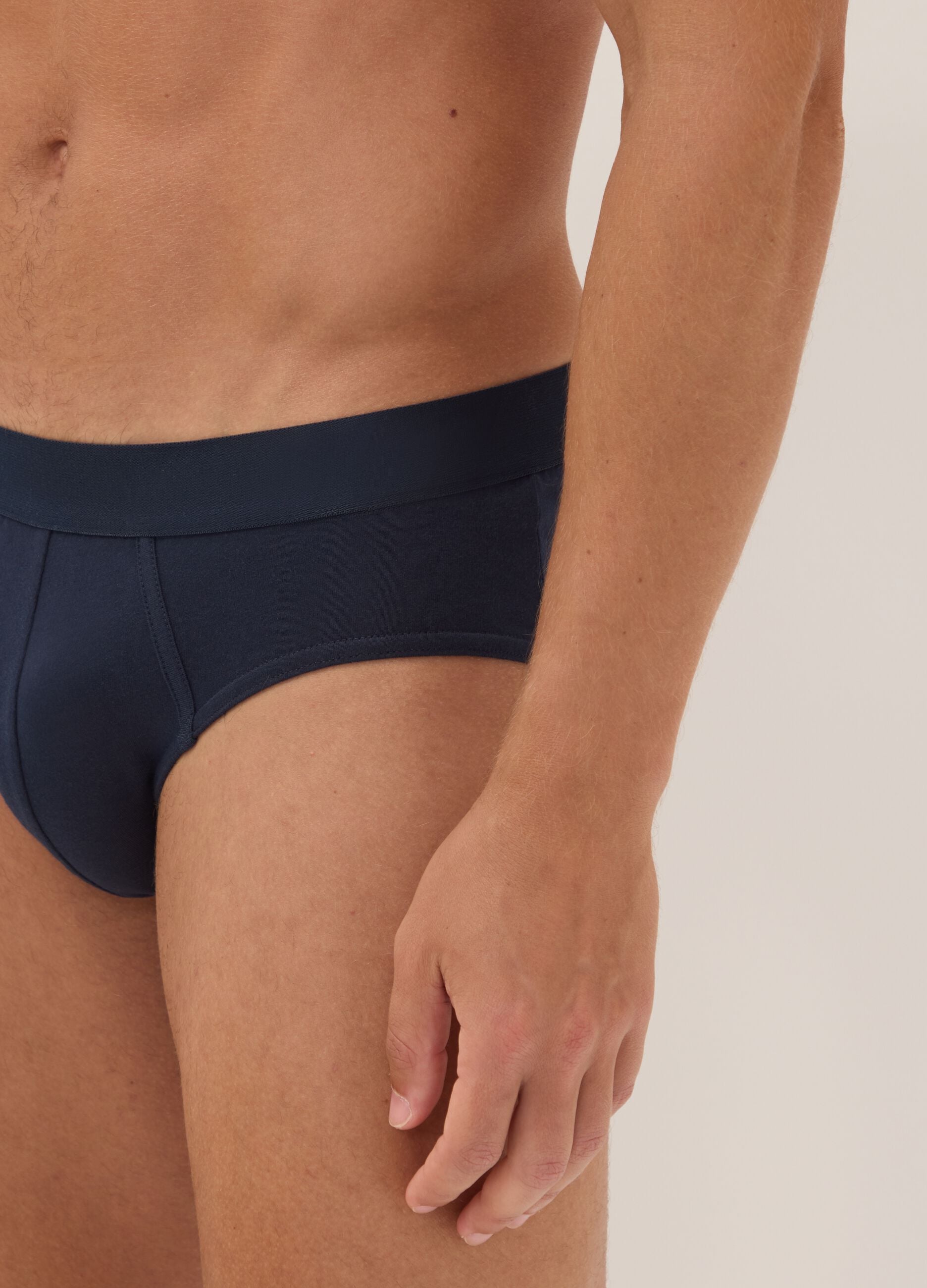 3-pack of blue and black stretch organic cotton briefs