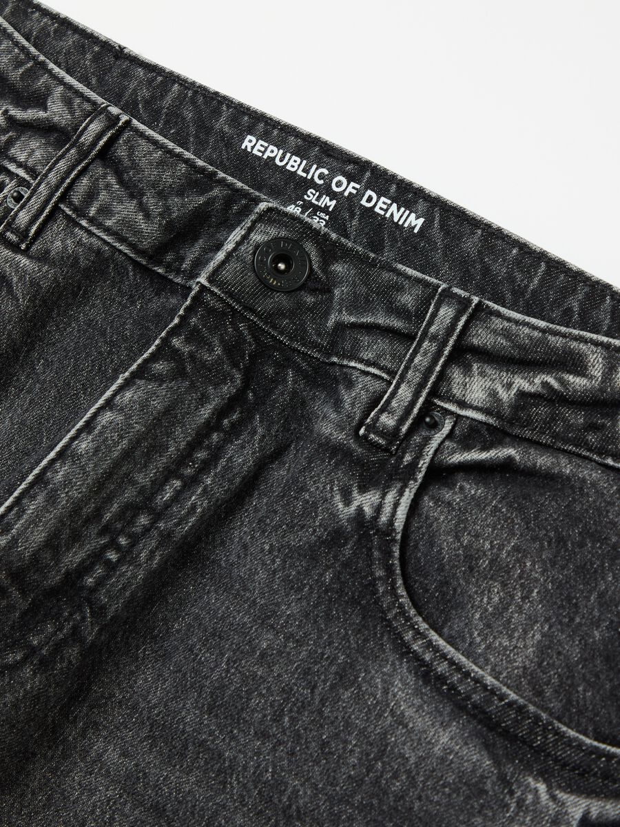 Jeans slim fit acid wash con scoloriture_5