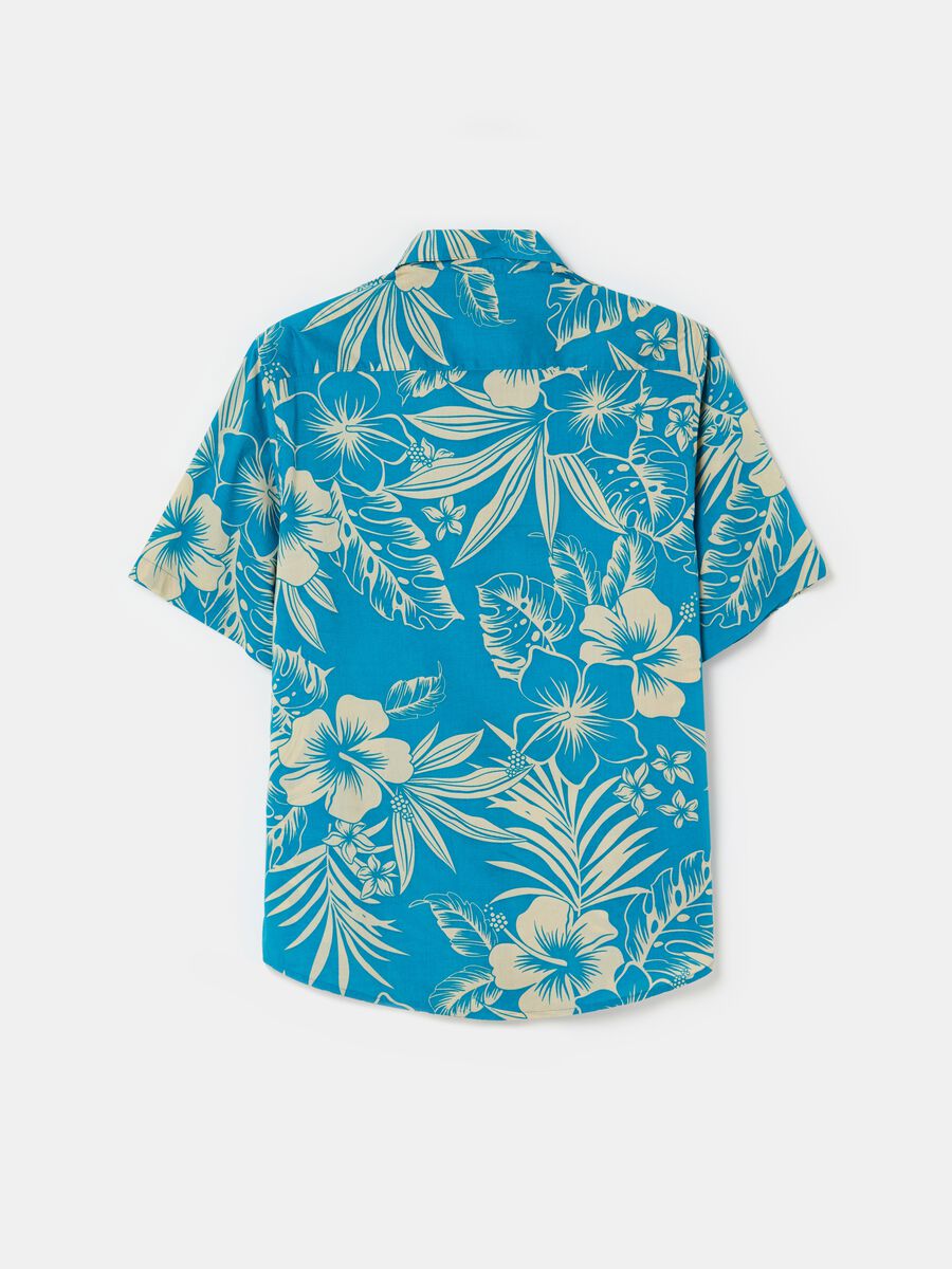 Short-sleeved shirt with hibiscus print_4