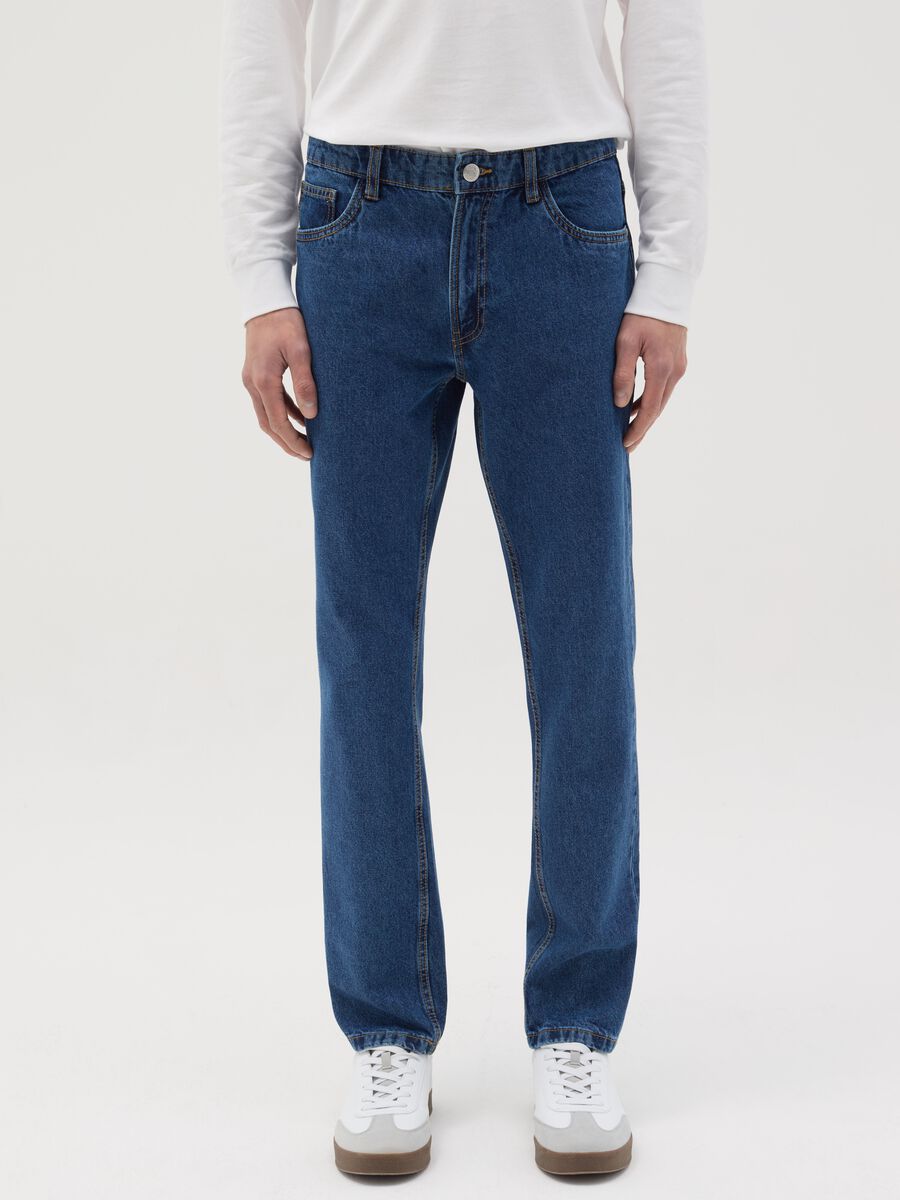 Slim-fit jeans with five pockets_1