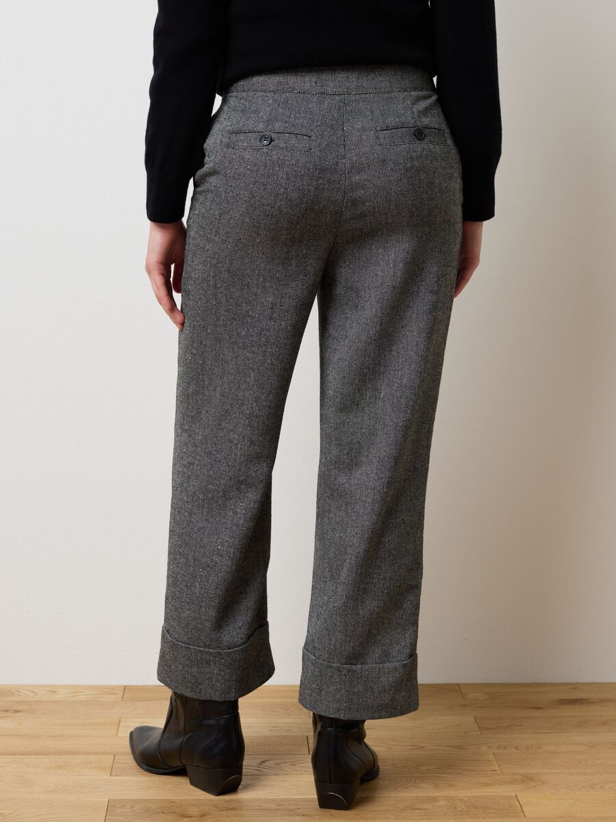 Regular fit grey trousers_2