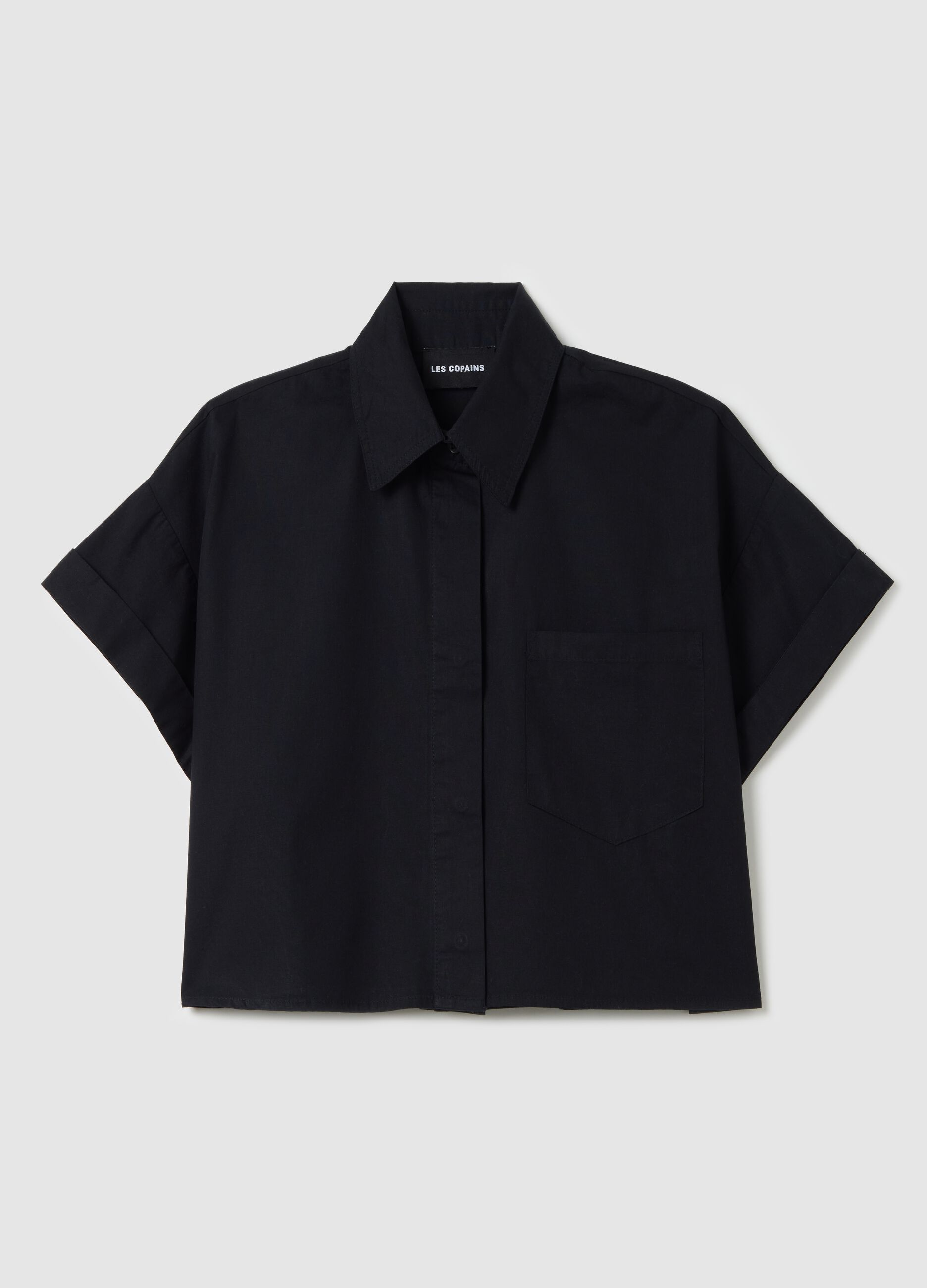 Black short-sleeved shirt in cotton