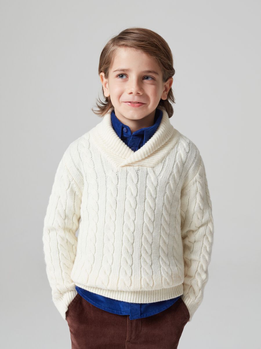 Pullover a trecce con collo a scialle_0