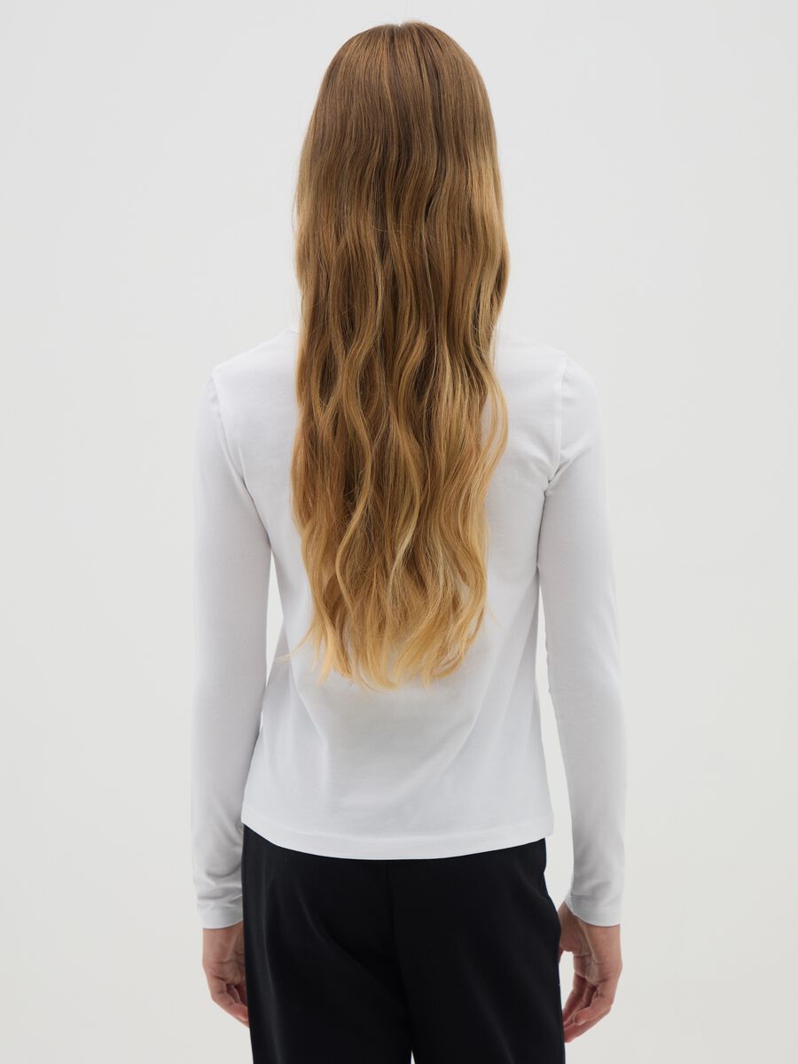 T-shirt da ragazza a maniche lunghe bianca in tessuto elasticizzato_2