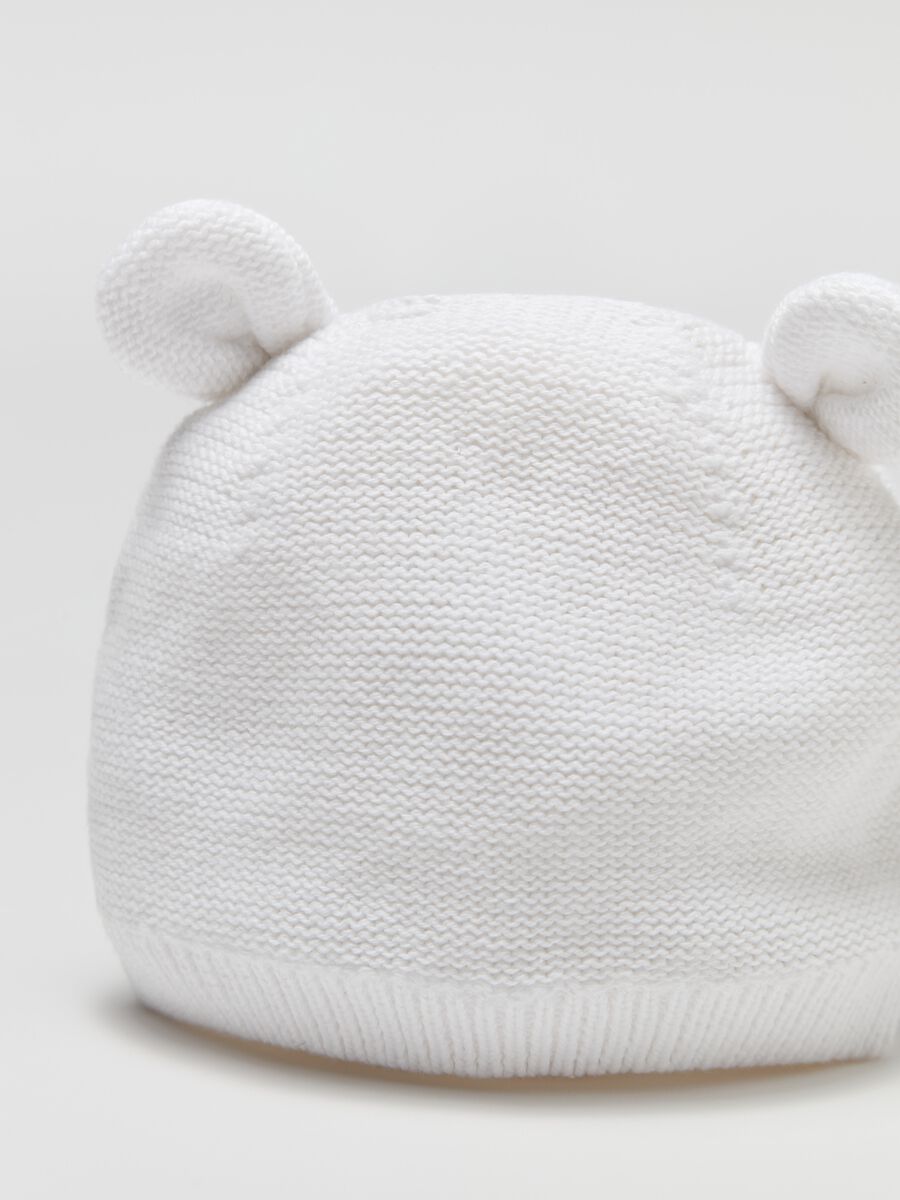 Knitted hat with ears_2