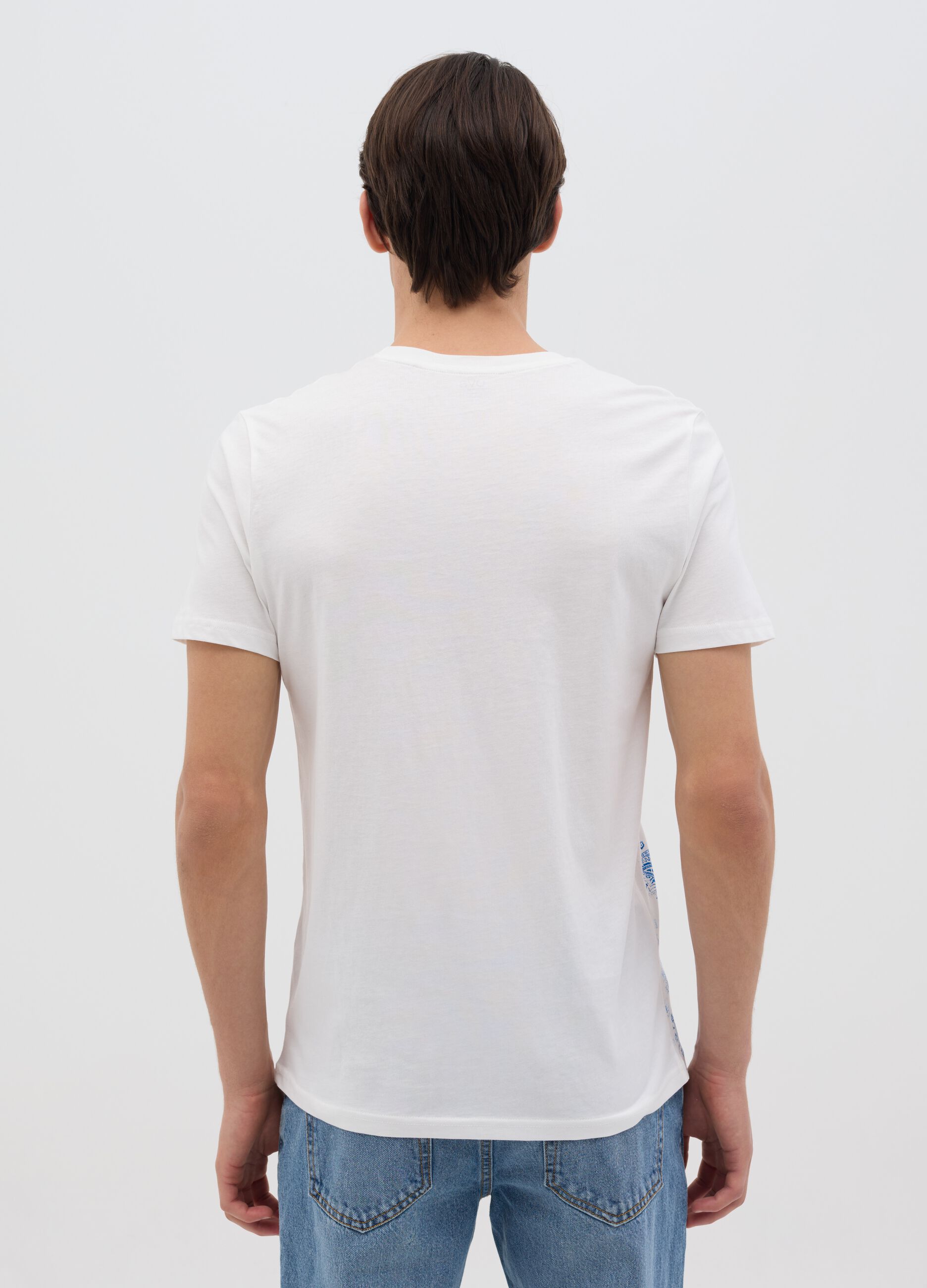 Cotton T-shirt with round neck