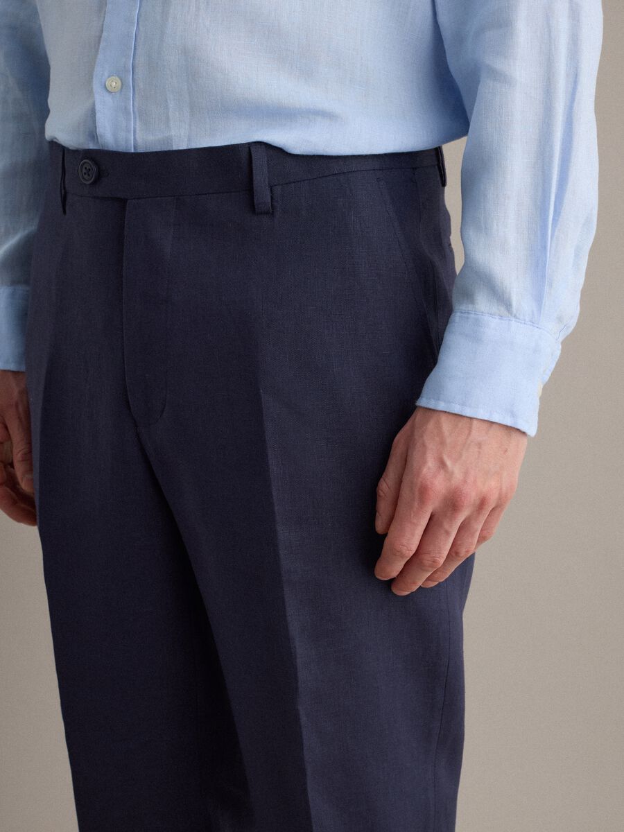 Pantaloni in puro lino blu slim fit_3