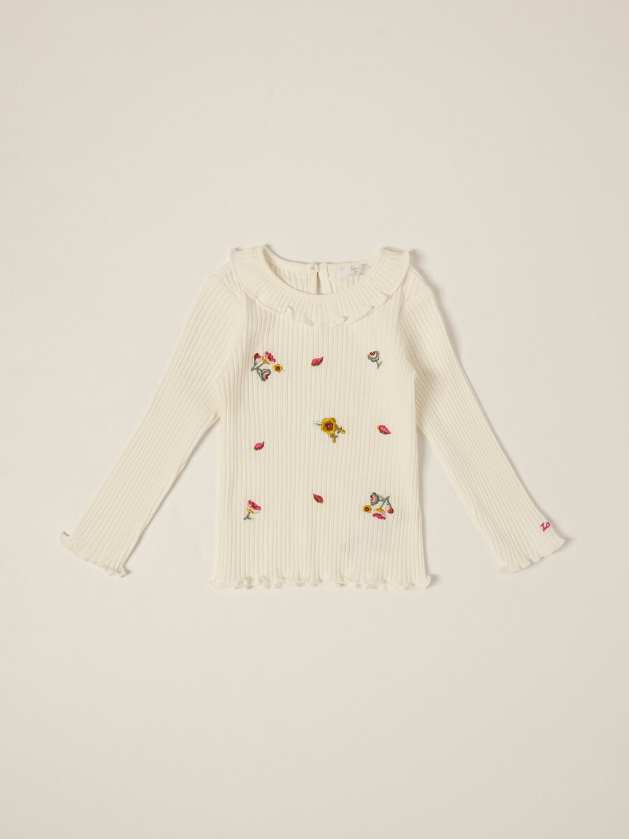 White long sleeve top with embroidery_0