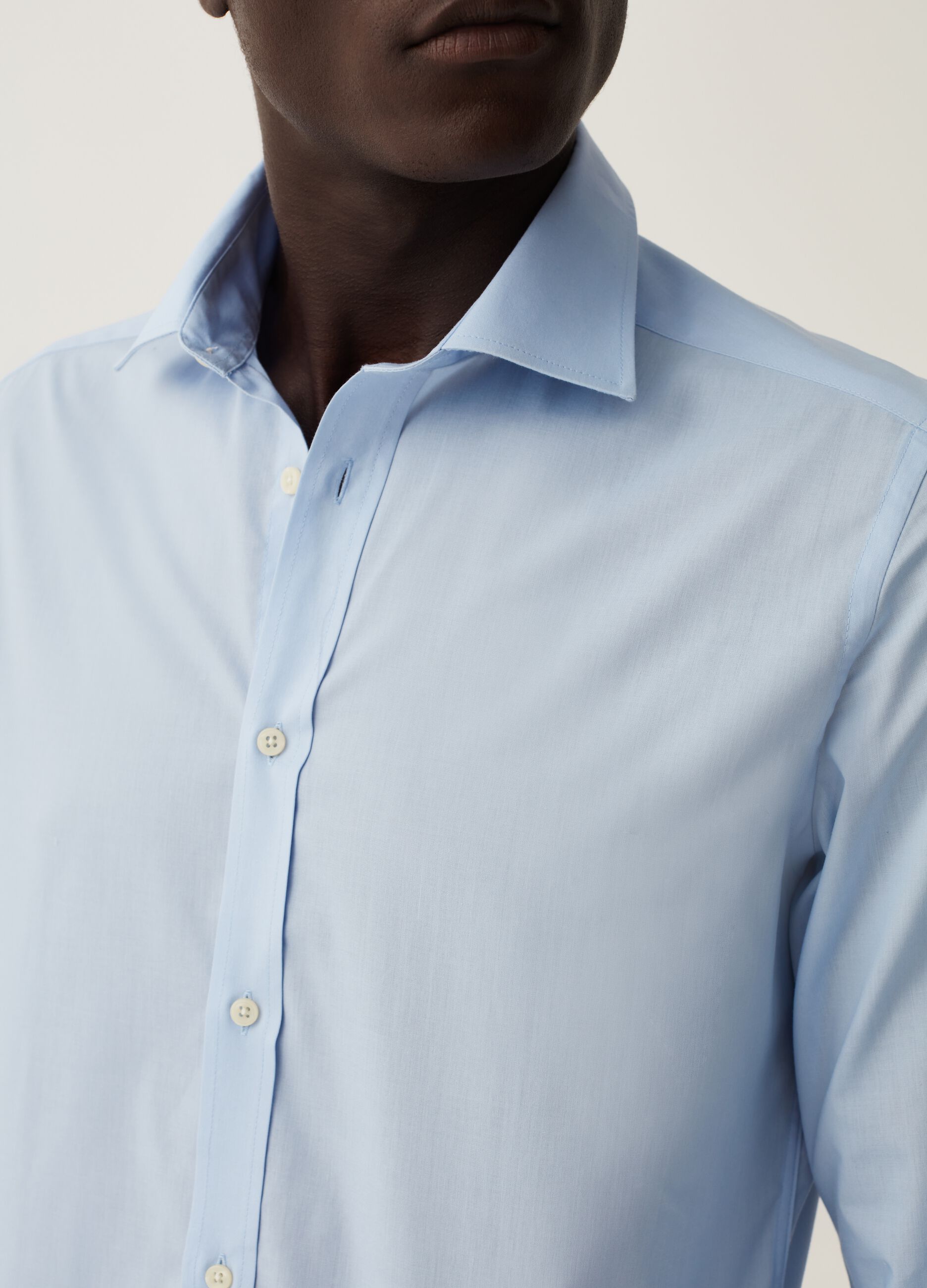 Camicia slim fit tinta unita_3