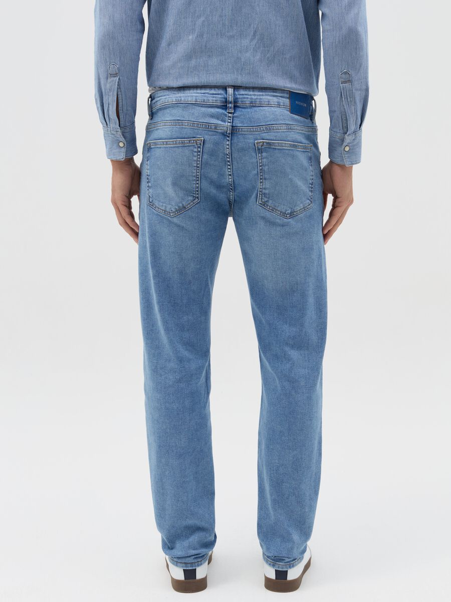 Slim-fit jeans with fading_3