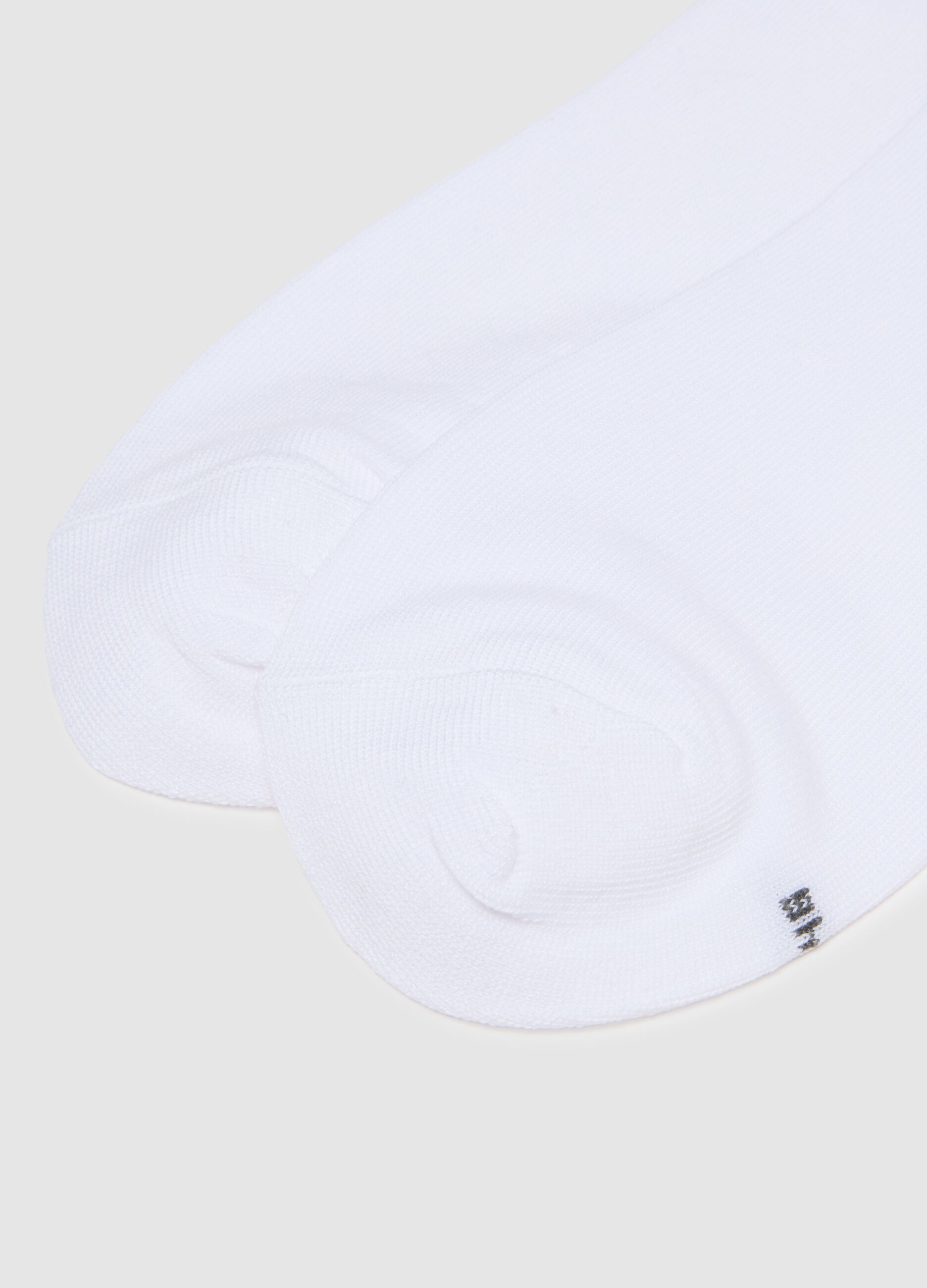 Set of three pairs of short white cotton stretch socks