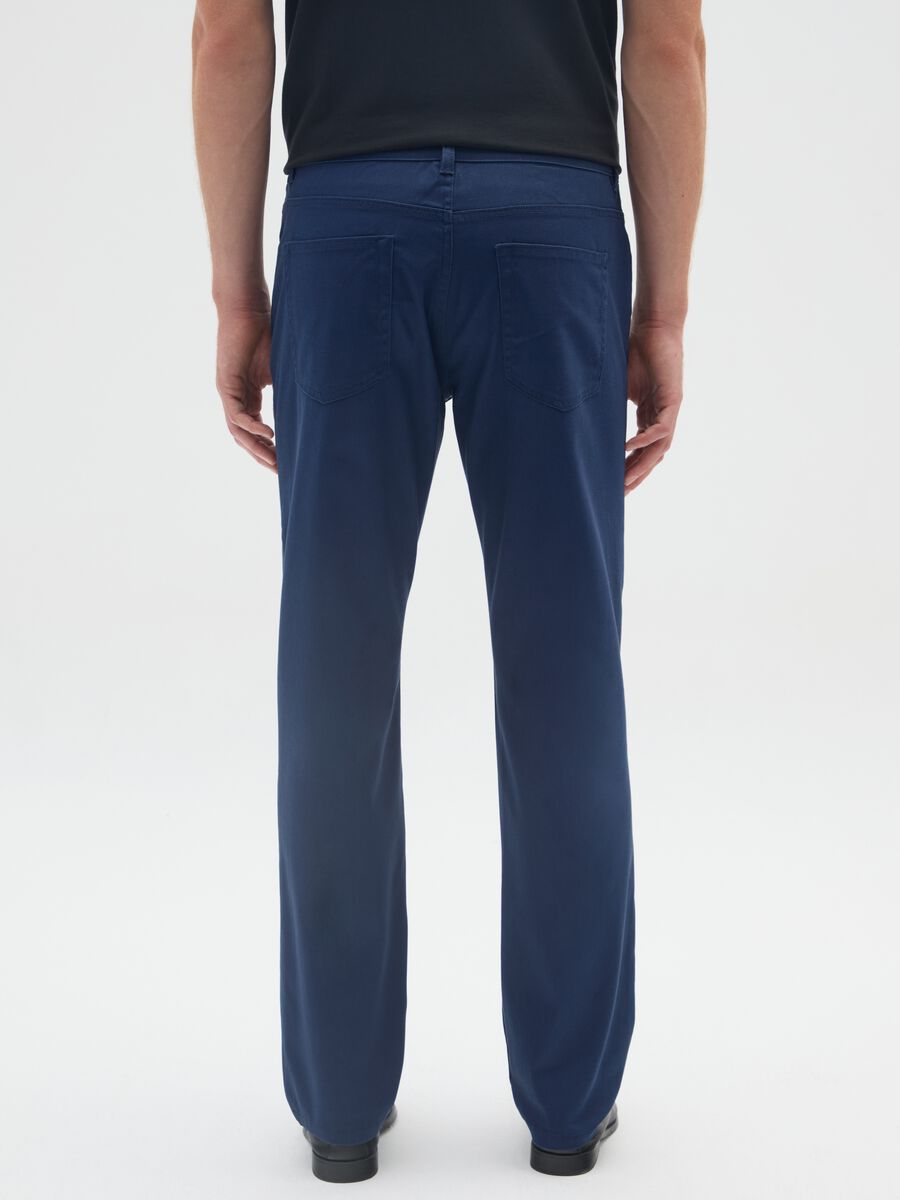 Blue trousers with pockets and regular fit_2