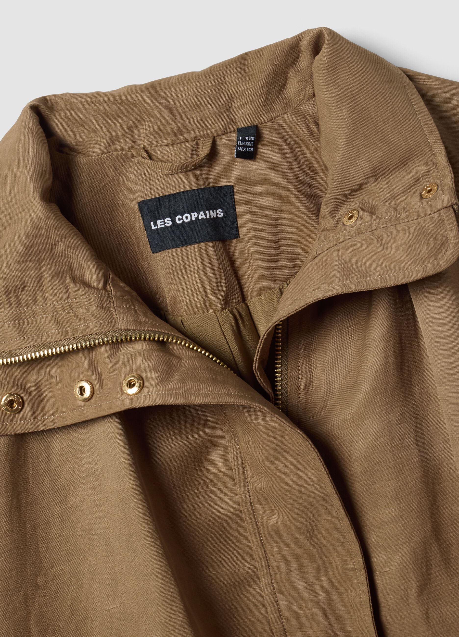 Brown regular-fit jacket in viscose and linen blend