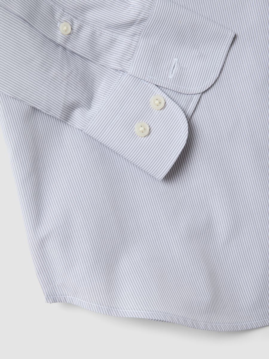 Camicia grigia in misto cotone a righe sottili easy iron regular fit_5