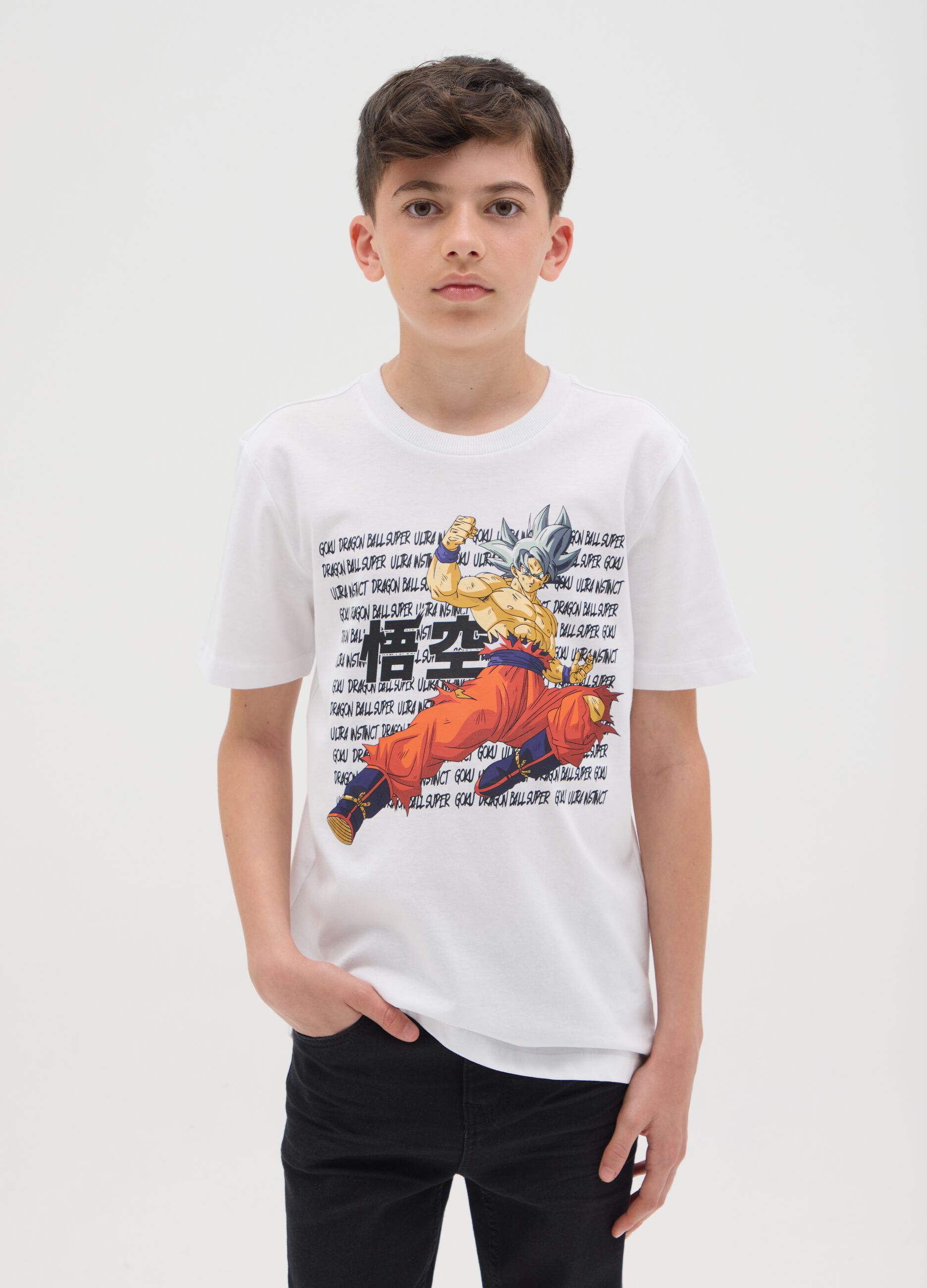 Boys’ white over-sized T-shirt in 100% cotton