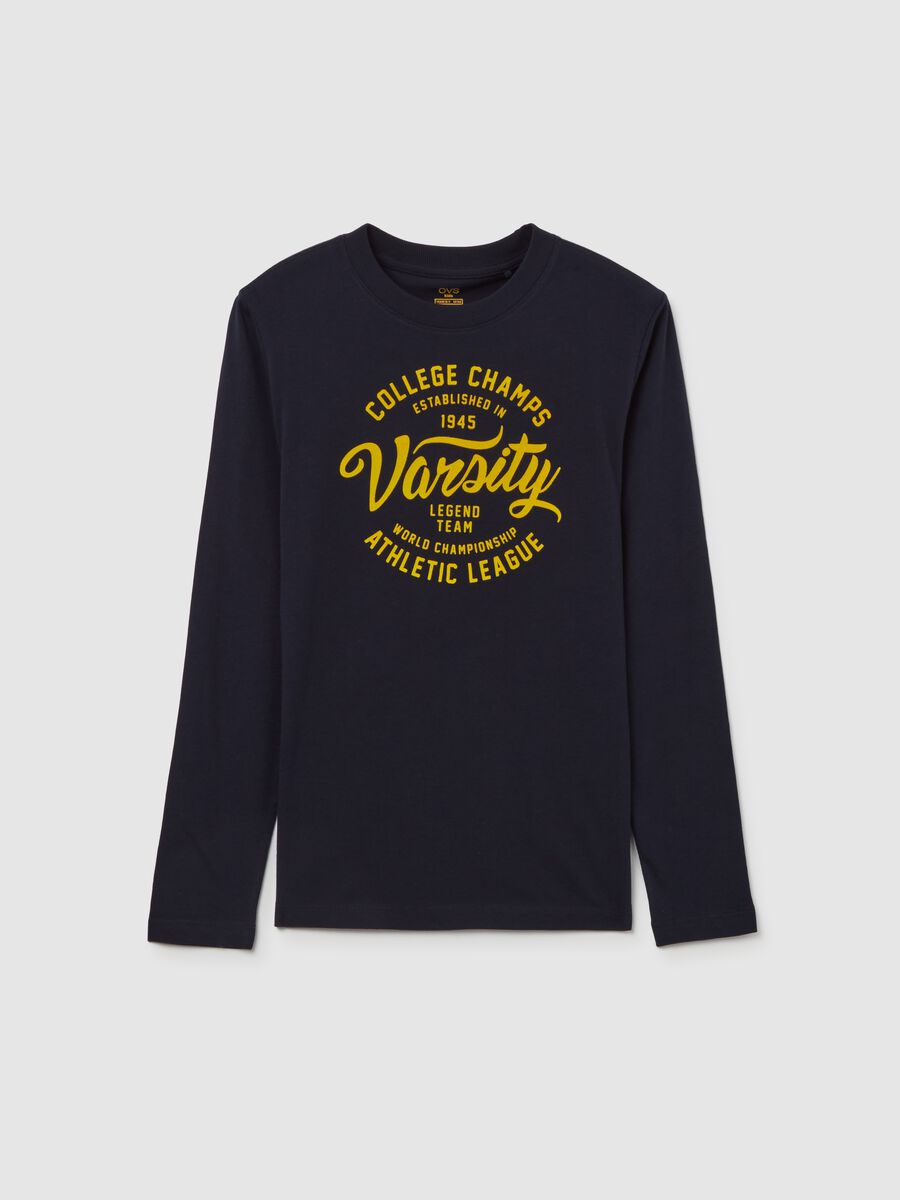Long-sleeved T-shirt with "Varsity College" print_3