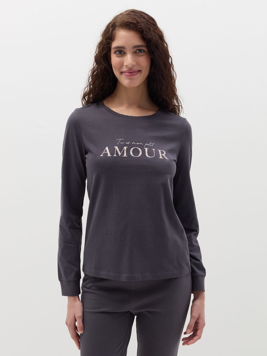 Pyjama top with "Tu es mon petit amour" print_1