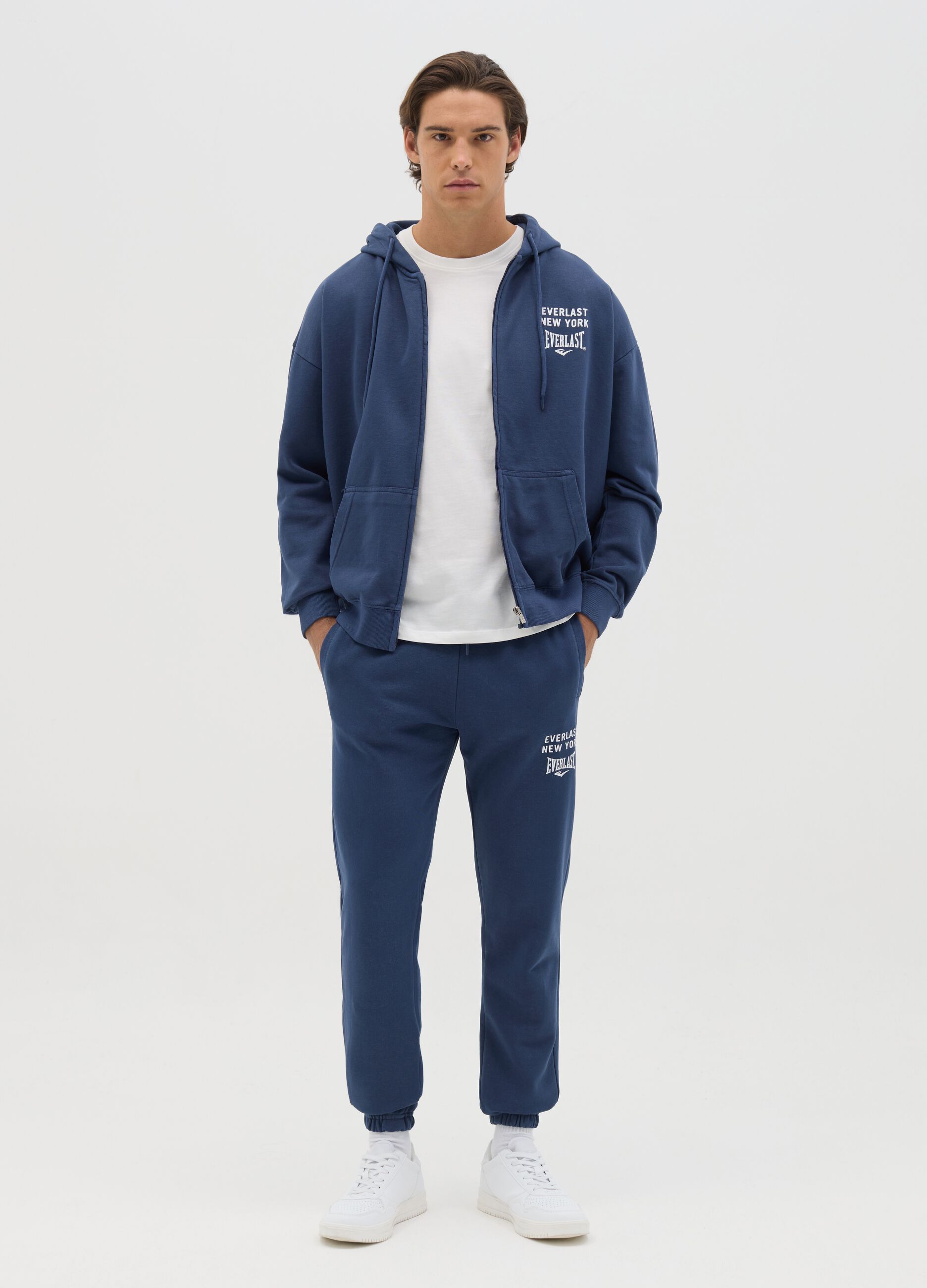 Slim-fit joggers with drawstring and logo print