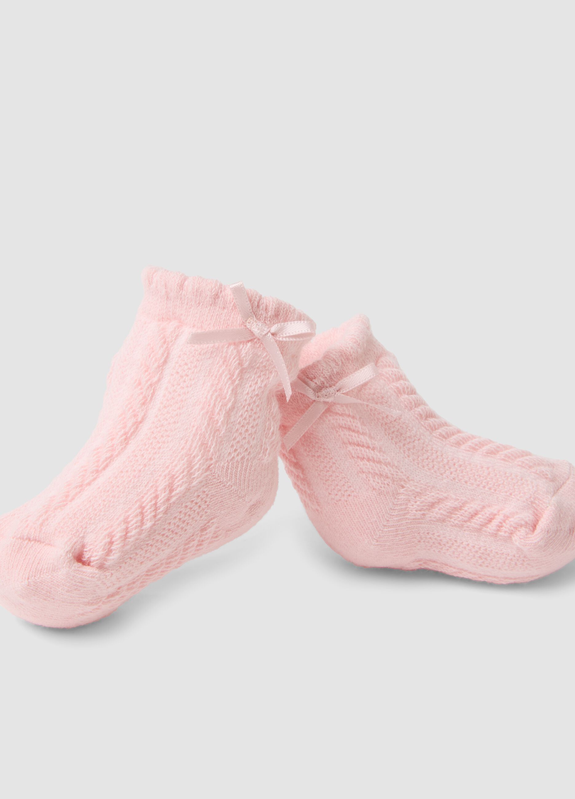 Pink organic cotton blend baby girl booties with bow