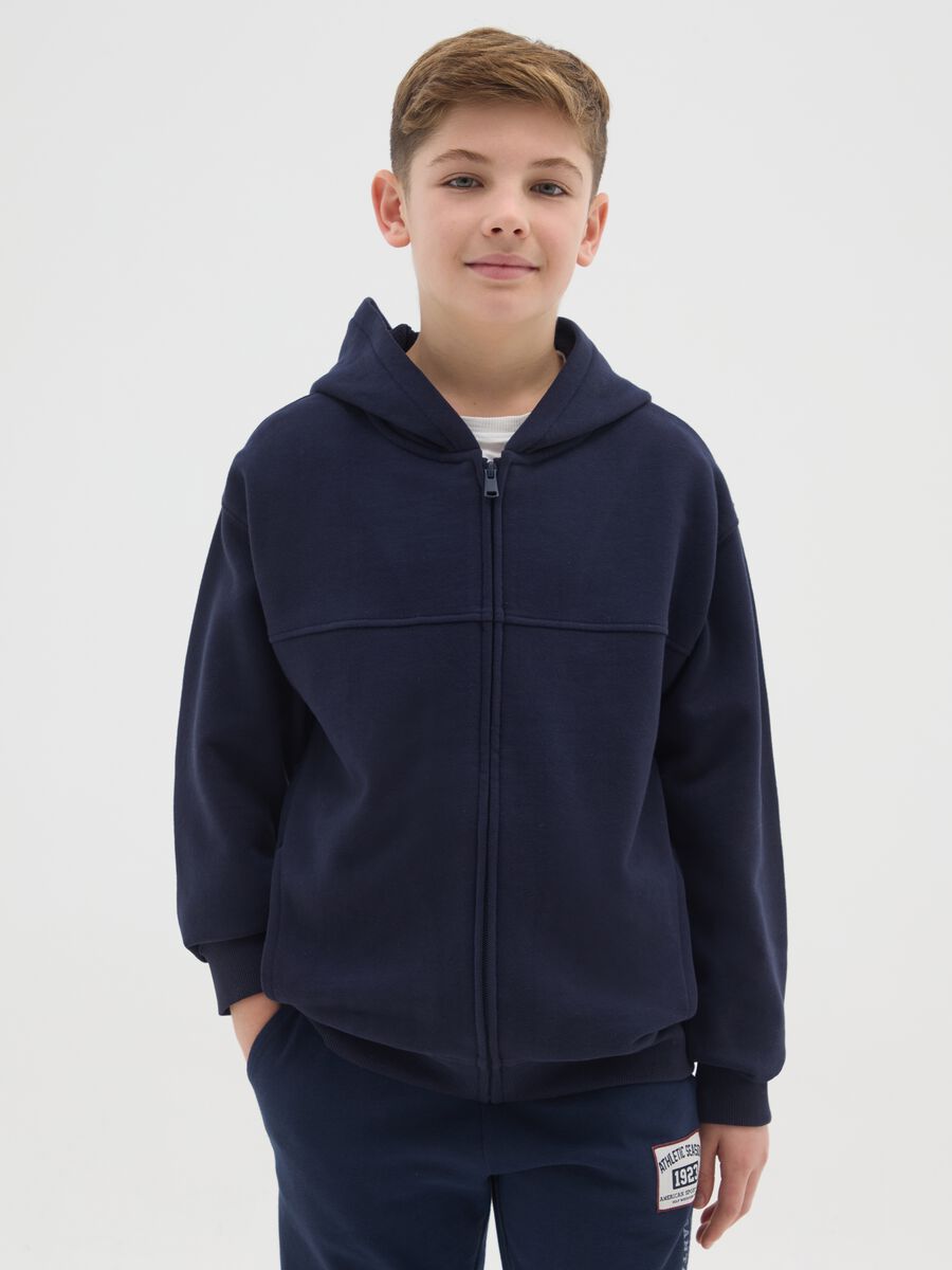 Felpa blu da ragazzo con cappuccio in puro cotone regular fit_0