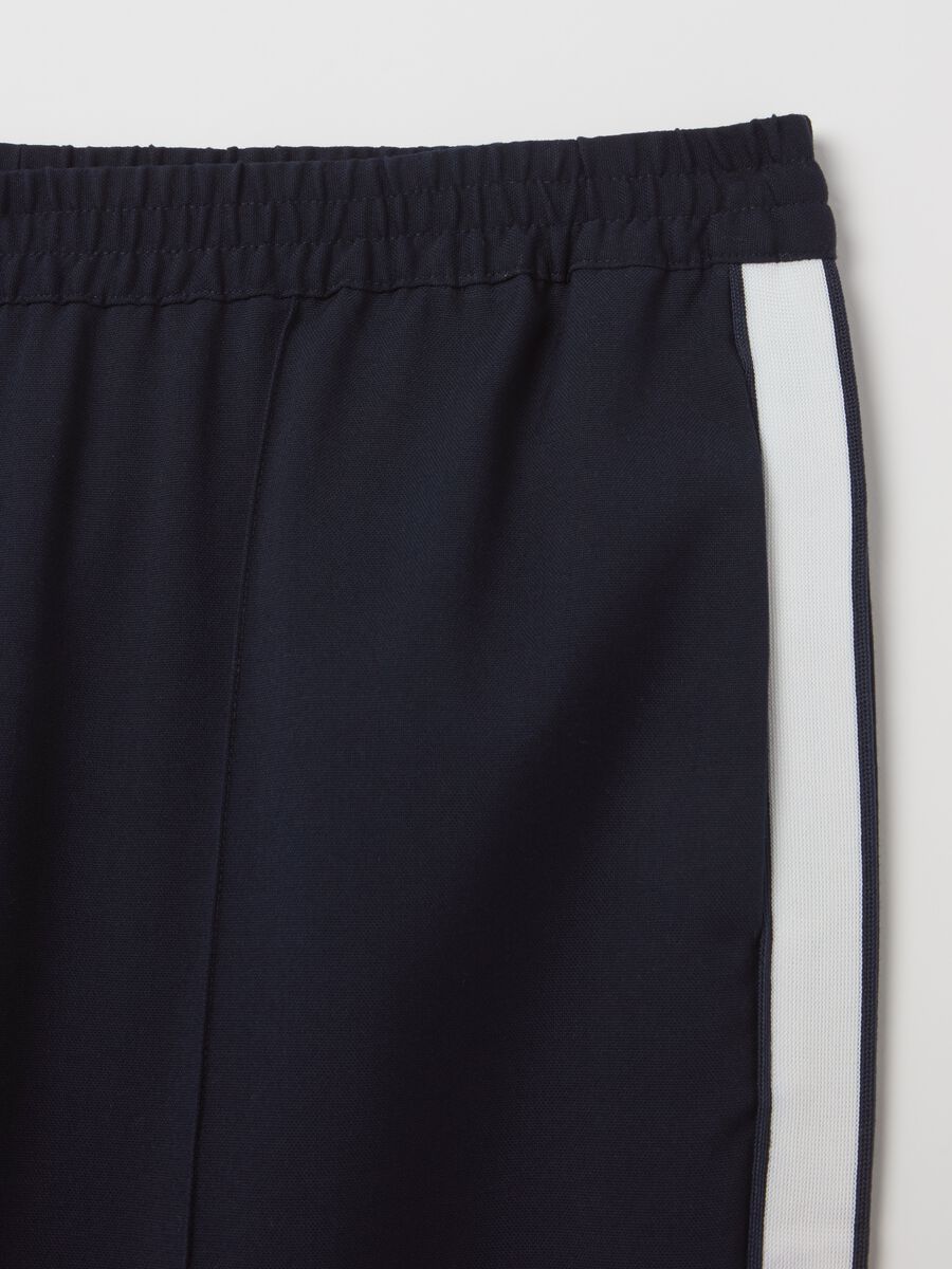 Joggers with side bands_5