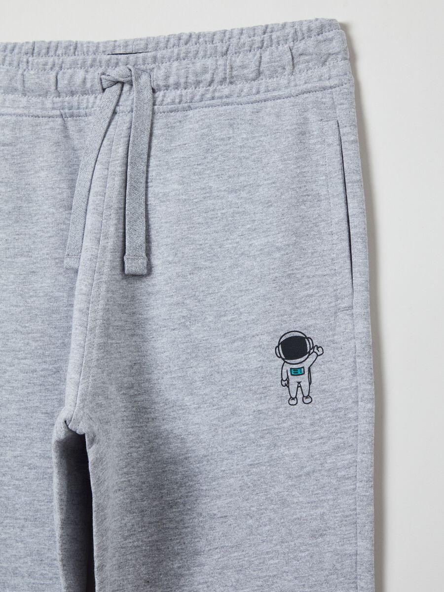 Joggers in felpa con coulisse e stampa_2