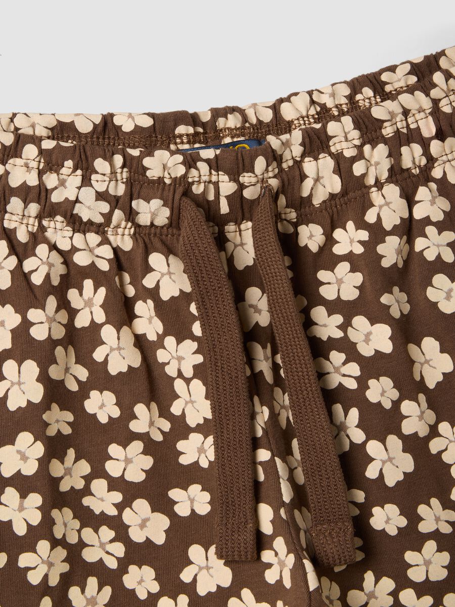 Beige pure cotton shorts with heart print_2