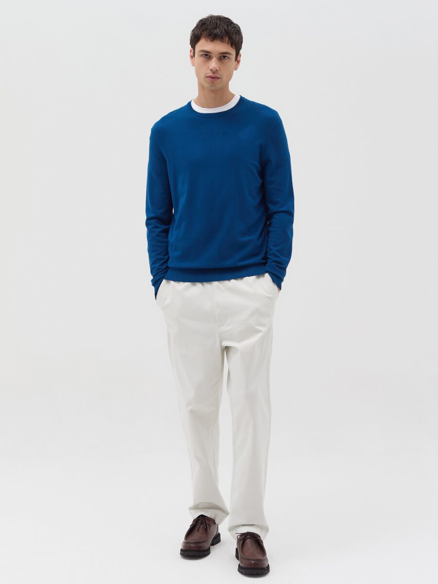 Round neck pullover_1