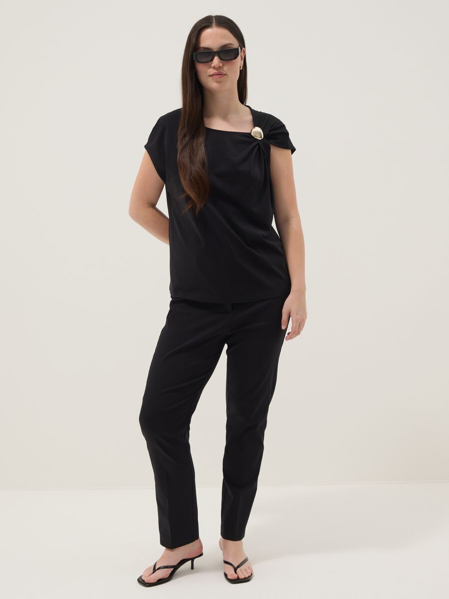 Black pure cotton T-shirt with draping and brooch_2