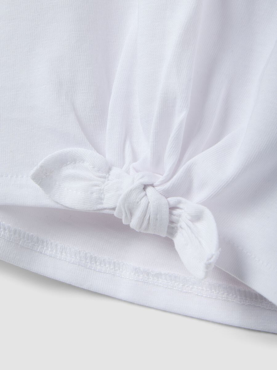 Girls&rsquo; white pure cotton regular-fit T-shirt with embroidery and bow_2