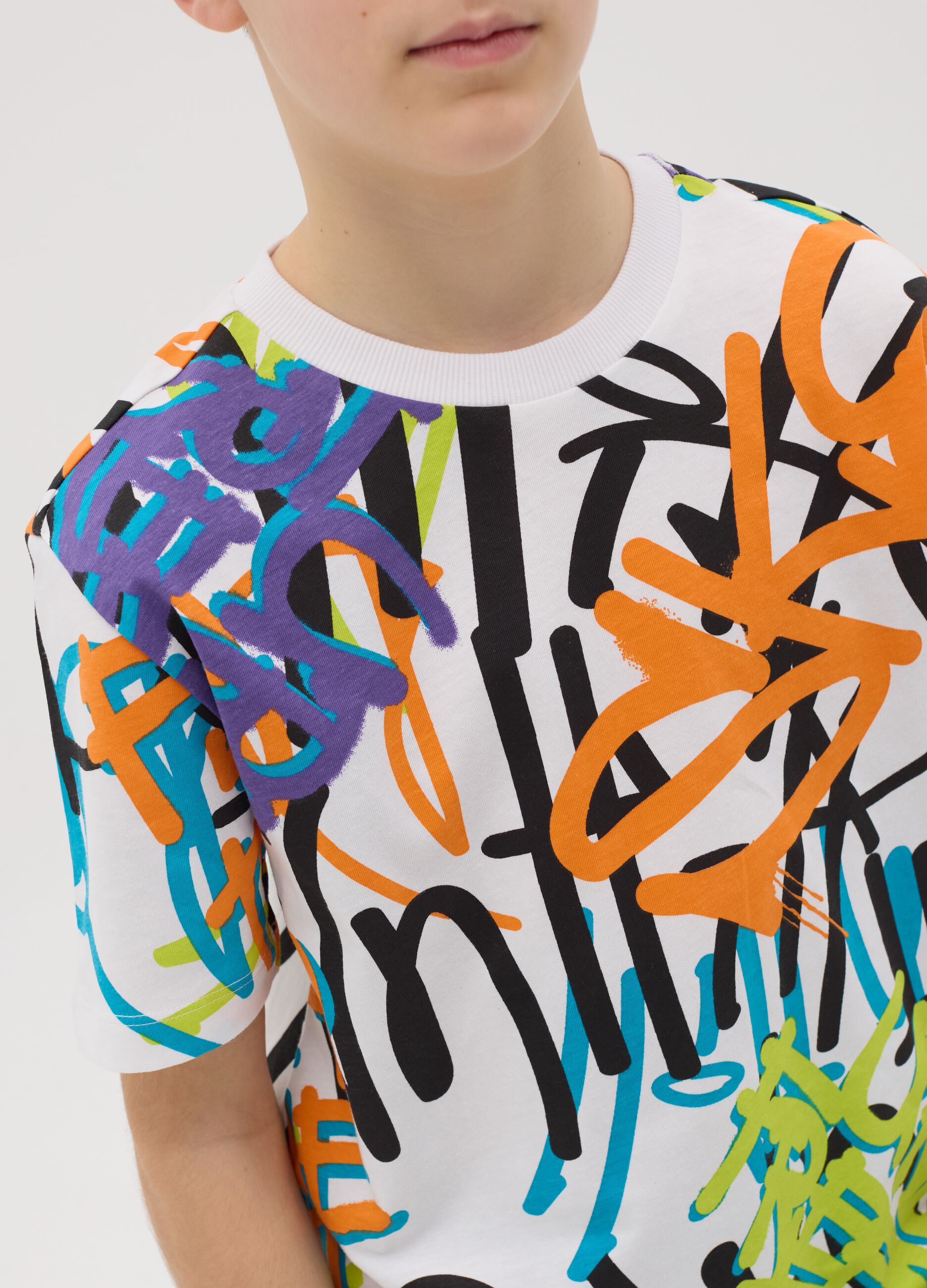 Cotton T-shirt with graffiti print
