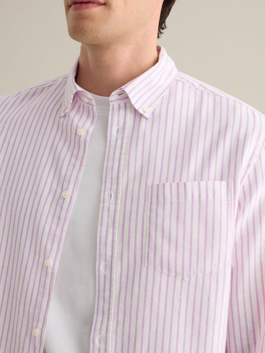 Men's pink and purple striped cotton and linen blend regular fit shirt_2